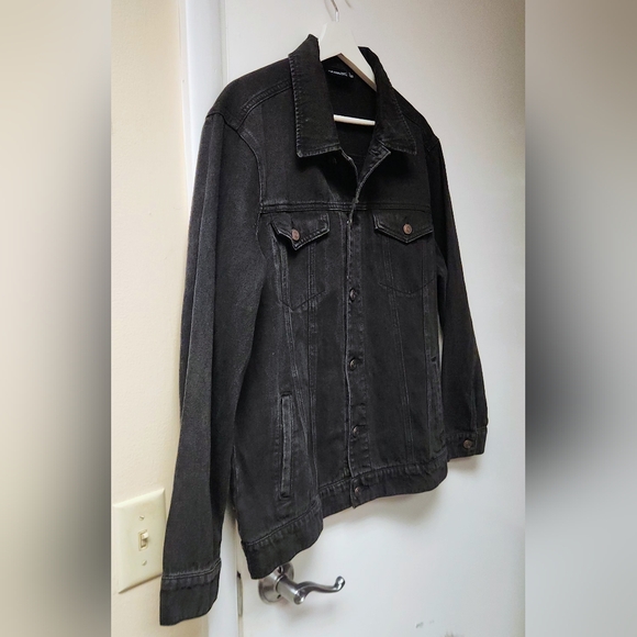 PEANUTS Snoopy "When Do We Eat?" Black Denim Trucker Jacket - Size Large - Picture 3 of 10